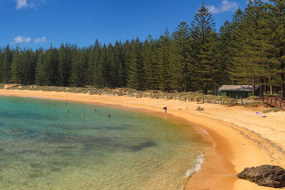 Emily-Bay-Norfolk-Island-NSW